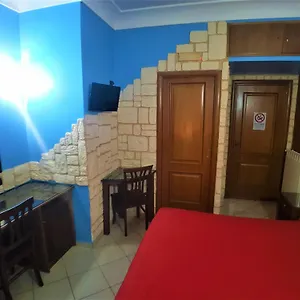 Bed & Breakfast Ginevra 2, Naples